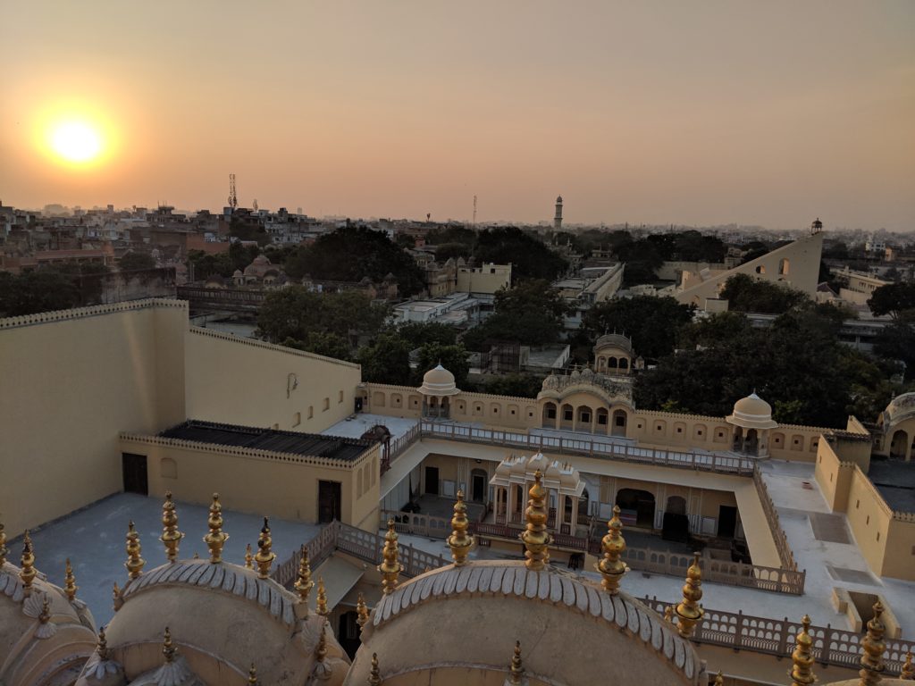 The architecture of Hawa Mahal is a mix of Hindu and Persian architecture brought by the Mughals.